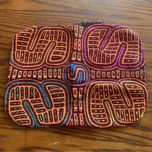 Mola Pillow Case Panama Indigenous Kuna Guna Hand Sewn Colorful Letter ‘S’ Quilt